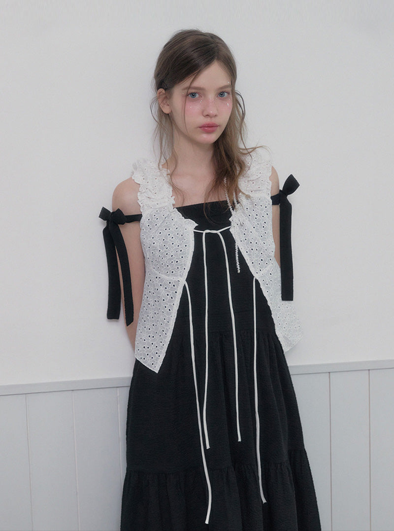 Riri punching strap sleeveless blouse