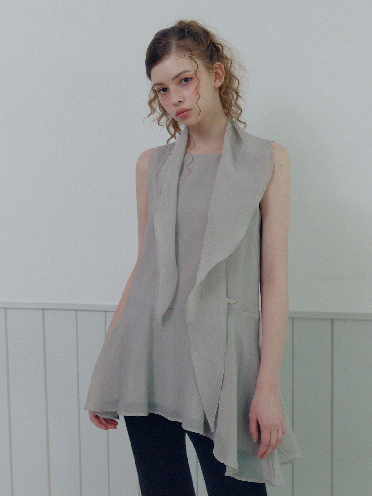 Tiat unbalance frill mini dress (muffler set)