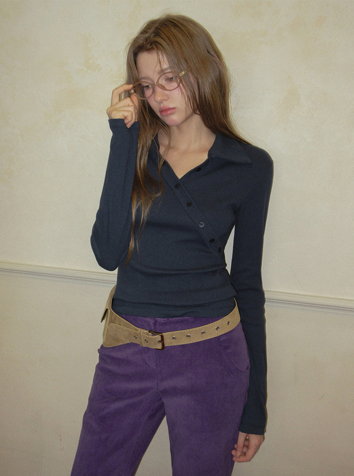 TWEE Normal diagonal button collar long sleeve T-shirt | Product styling view 7