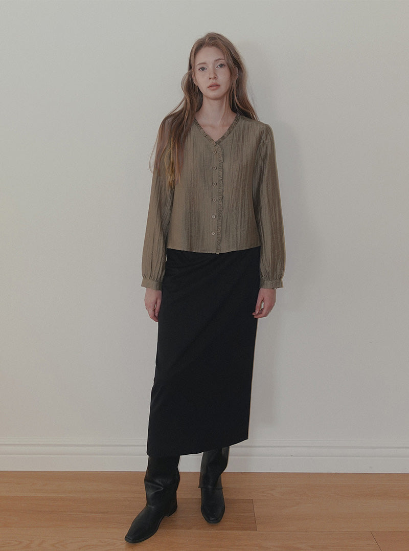 Kerit frill V-neck long sleeve blouse