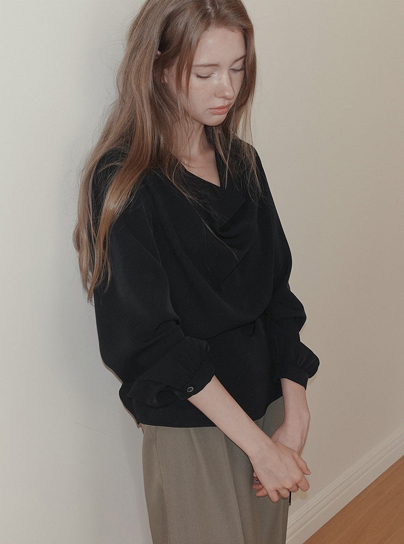 Spen turtleneck long sleeve blouse (strap set)