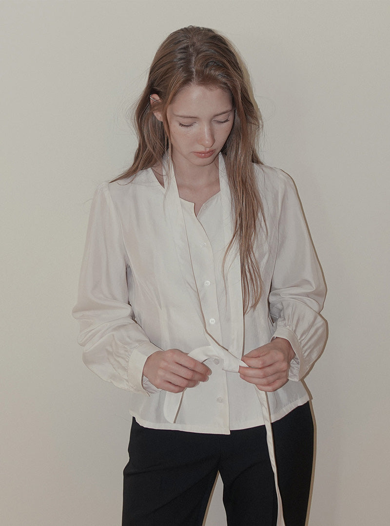 Binre pintuck round neck long sleeve blouse (strap set)
