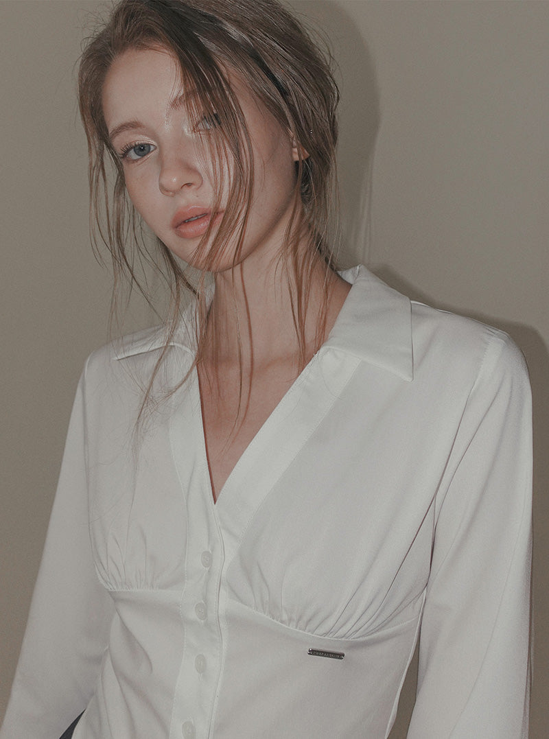 Sihen V-neck slim long sleeve shirt