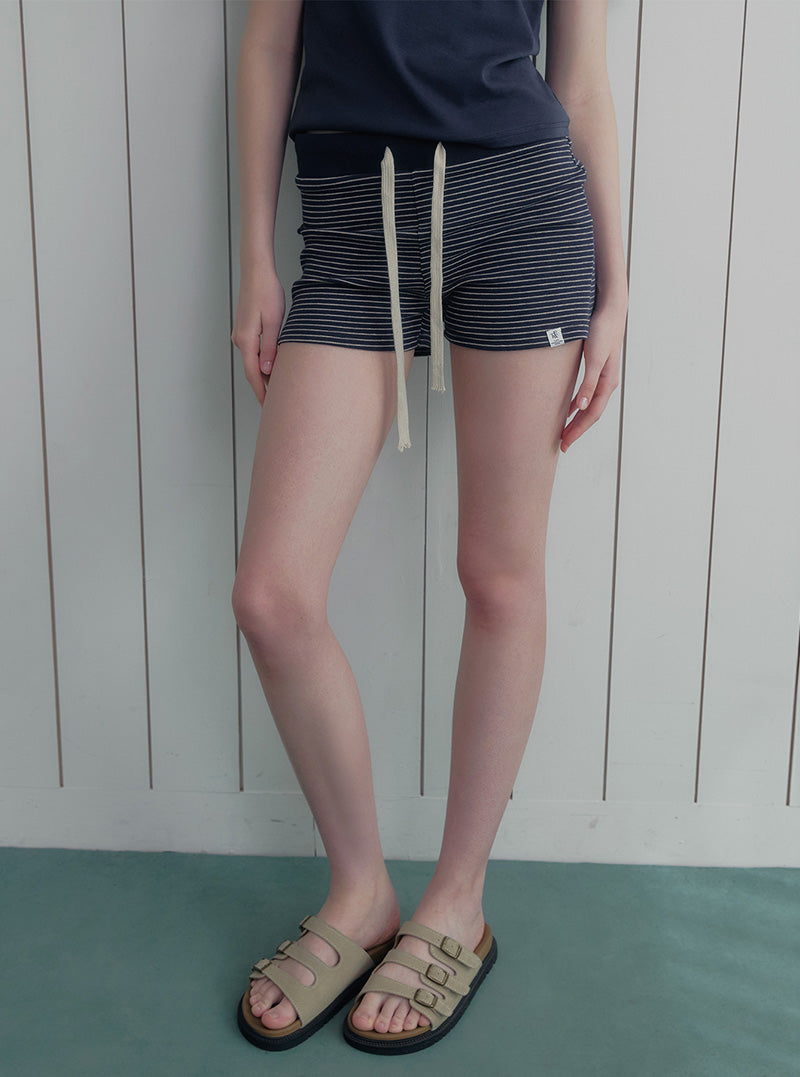 Sench stripe banding short pants
