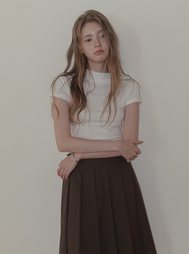 Raud basic mock neck short sleeve T-shirt