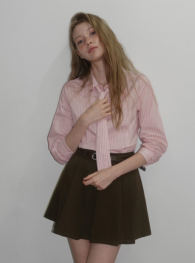 Rine stripe pintuck long sleeve shirt (strap set)