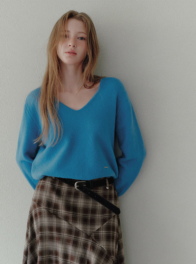 Cult V-neck vivid long sleeve knit | View 3