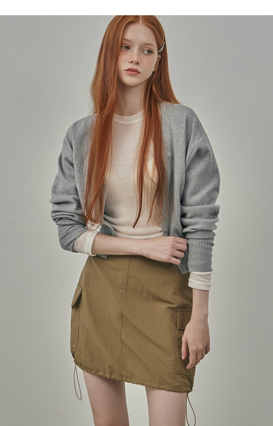 【TWEE】Anu Lovely Cardigan Basique à Col V