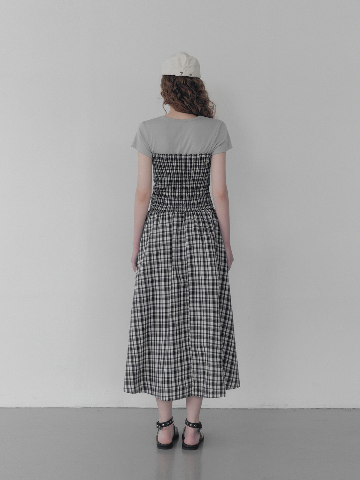 Vinci pattern pintuck long dress