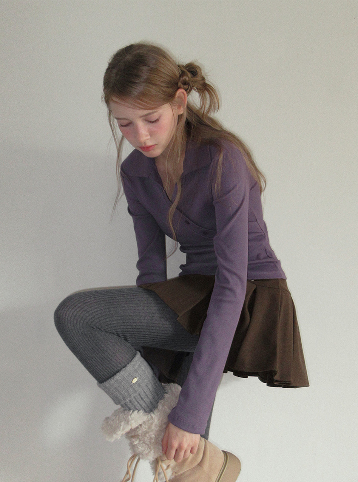 TWEE Normal diagonal button collar long sleeve T-shirt | Product styling view 4
