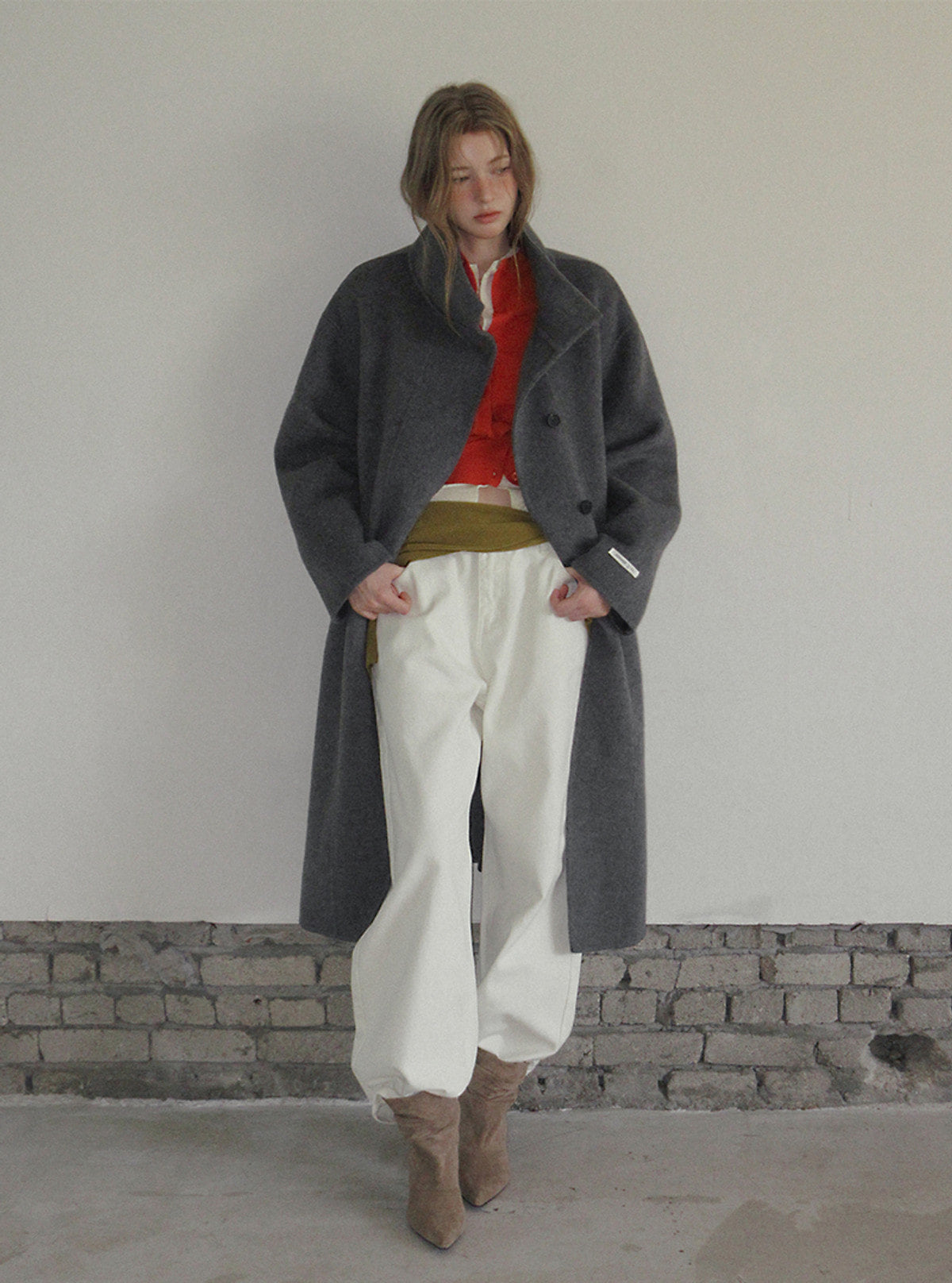 TWEE Pellit basic semi-wide long pants | Product styling view 12