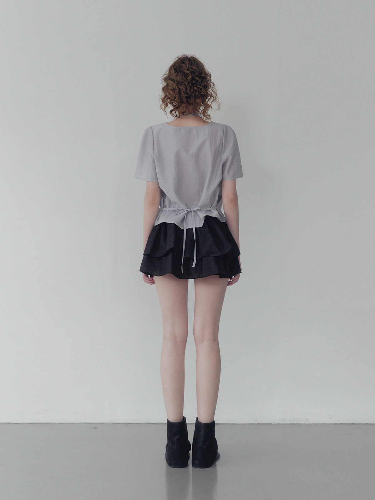 Ind halter neck sleeveless & short sleeve blouse set
