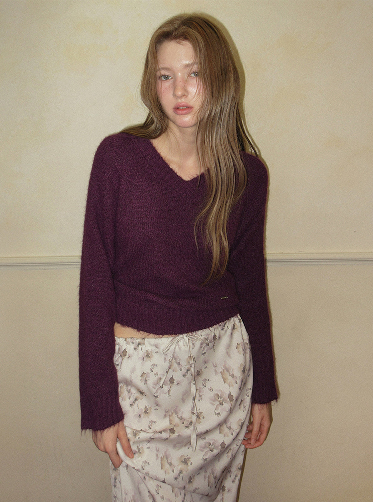 Rico basic loose-fit V-neck long sleeve knit | View 7