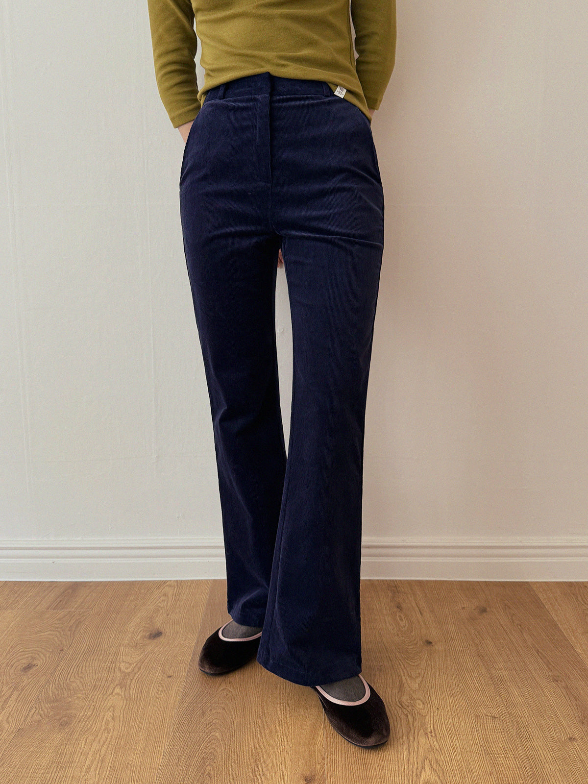 Avern Corduroy Semi Bootcut Long Pants