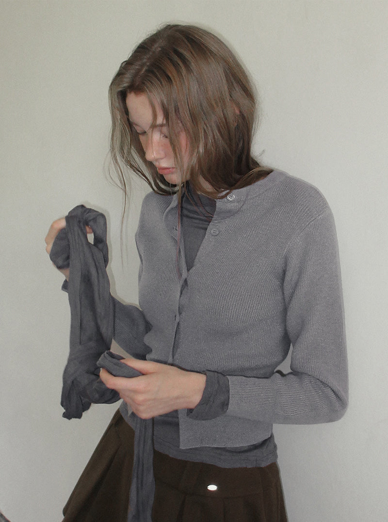 TWEE Coers round/V-neck long sleeve knit cardigan | Product styling view 5