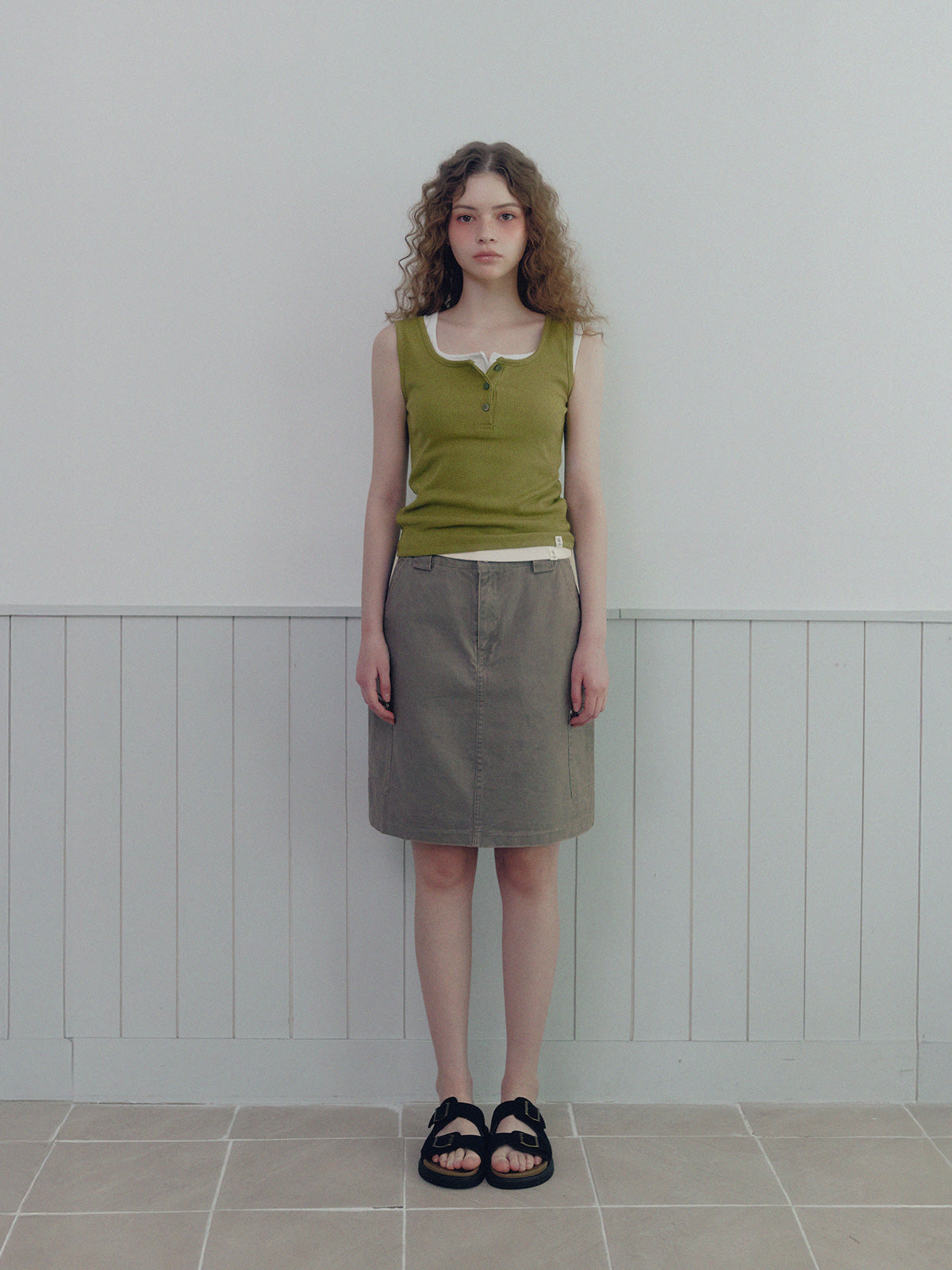 Perkin Ribbed Button Sleeveless Top