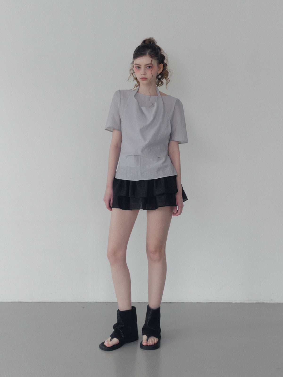 Ind halter neck sleeveless & short sleeve blouse set