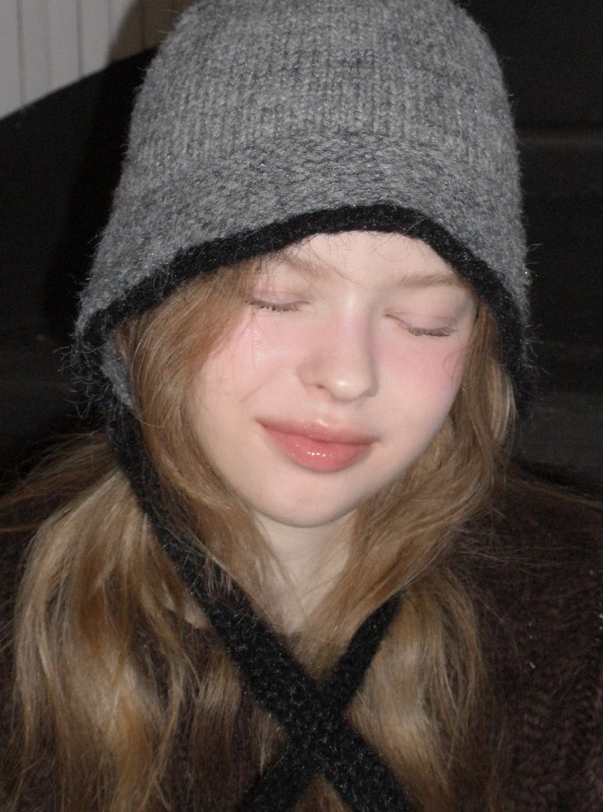 Ruffin Contrast Knit Bonnet Hat