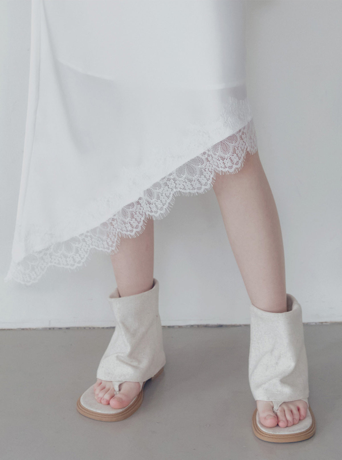 Devin Satin Lace-Trim Banding Skirt