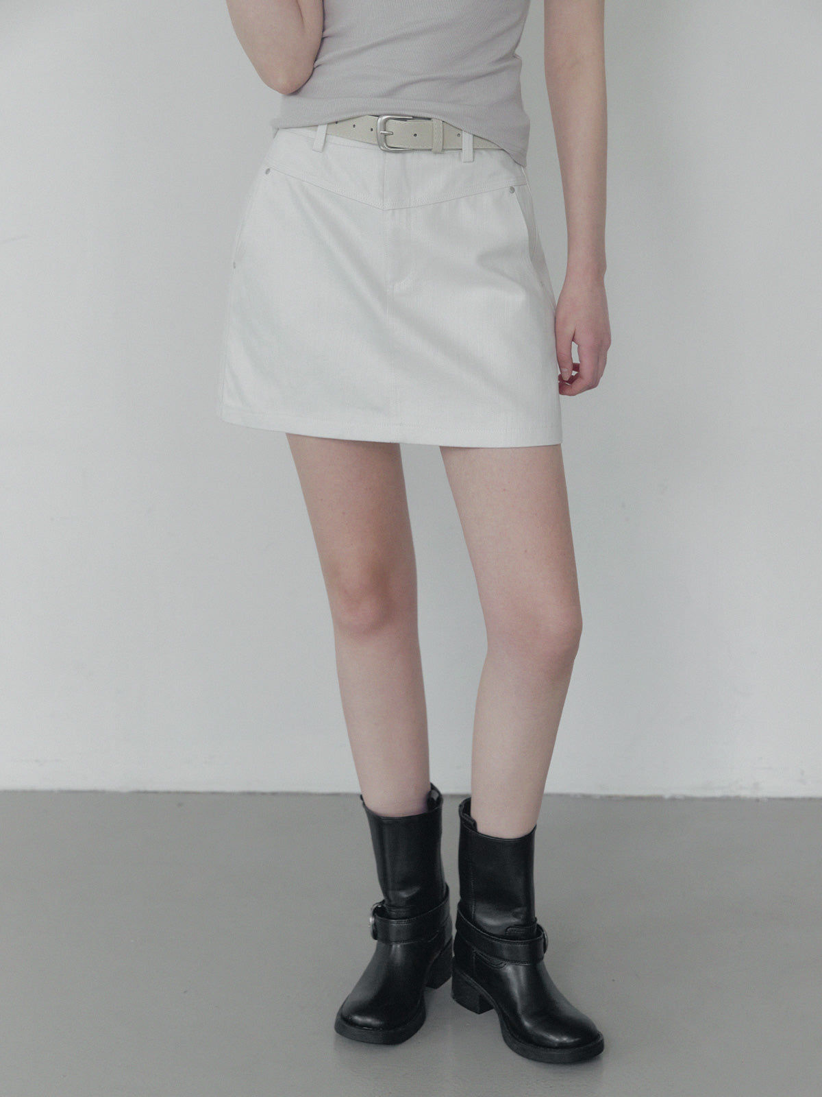 Jeden rivet panel cotton mini skirt (belt set)