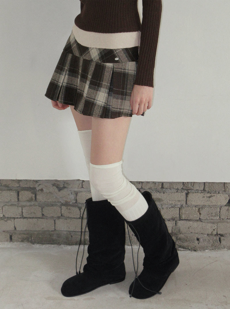TWEE Rezon check pleated mini skirt | Product styling view 3