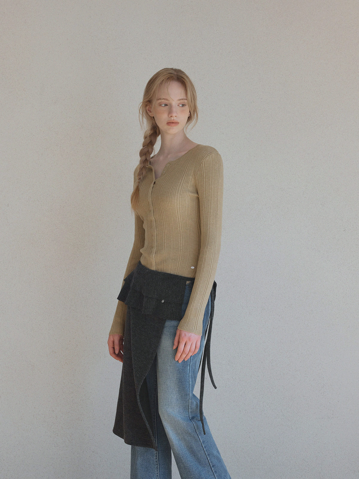 Lingtwo Hidden Button Slim Knit