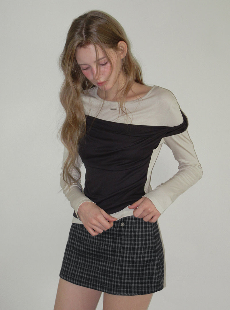 TWEE Muen asymmetric shoulder layered long sleeve T-shirt | Product styling view 6