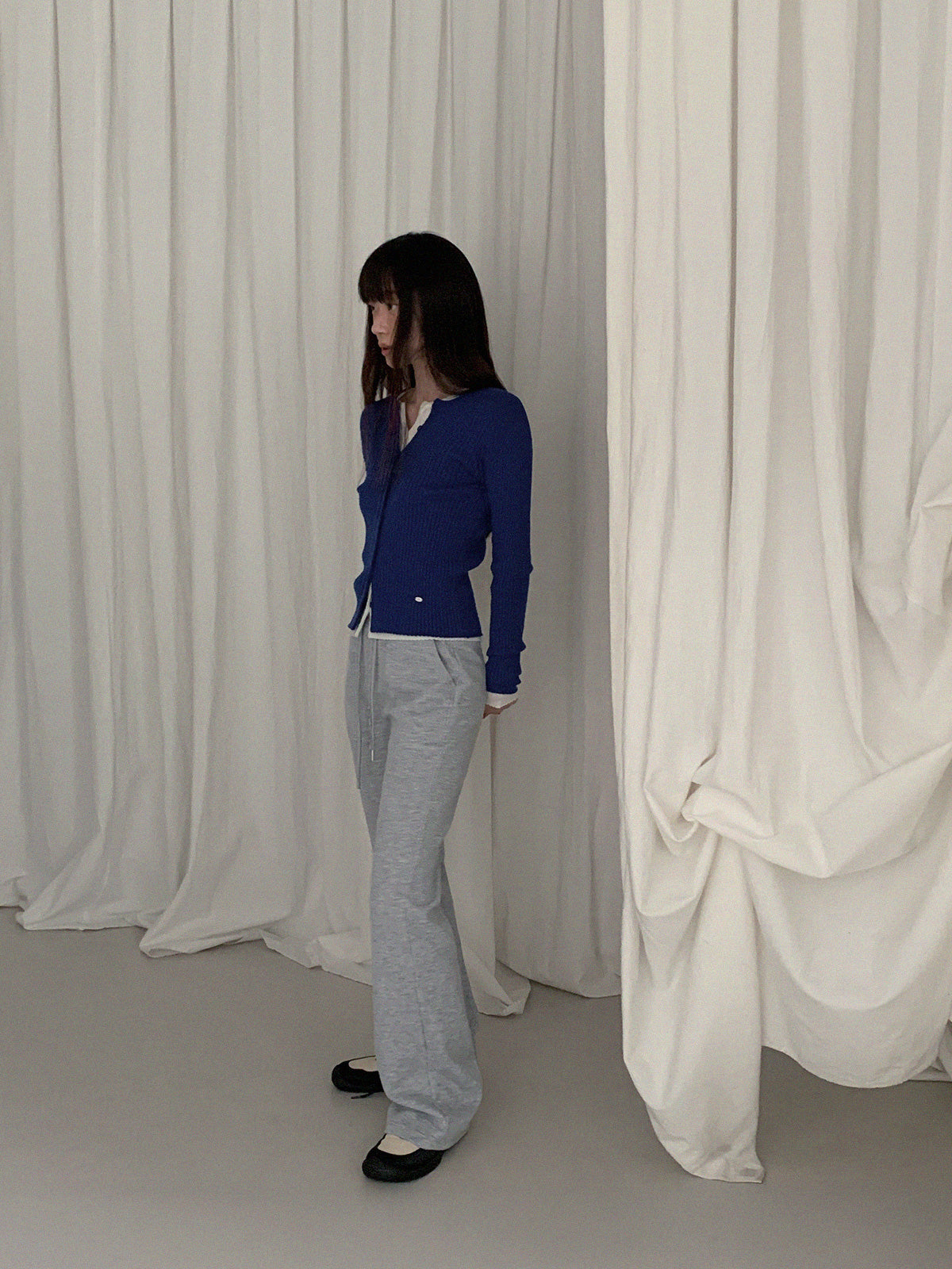 Blan elastic-waist bootcut long pants