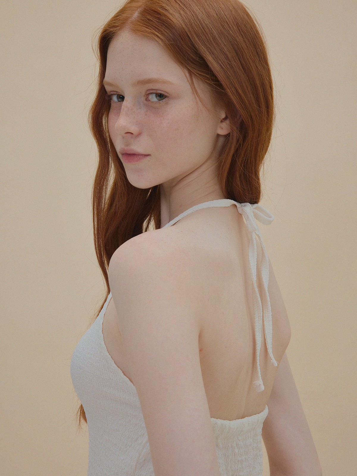 【TWEE】Neun Falten Neckholder-Bustier