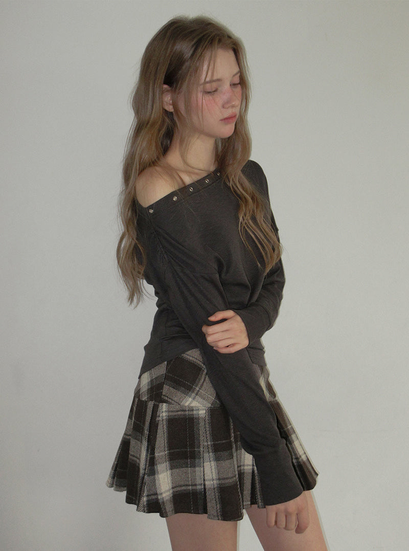 TWEE Leso eyelet shirring loose-fit long sleeve T-shirt | Product styling view 6