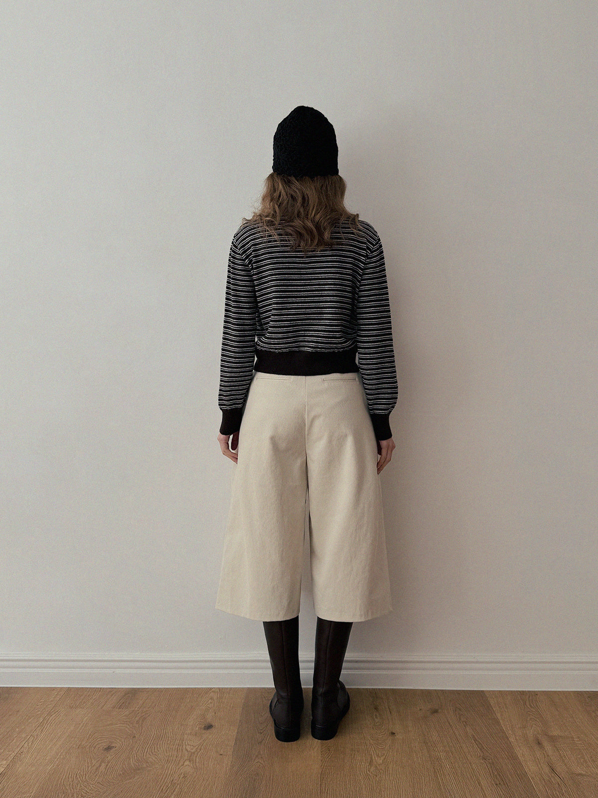 Ulzen Corduroy Pintuck Bermuda Pants