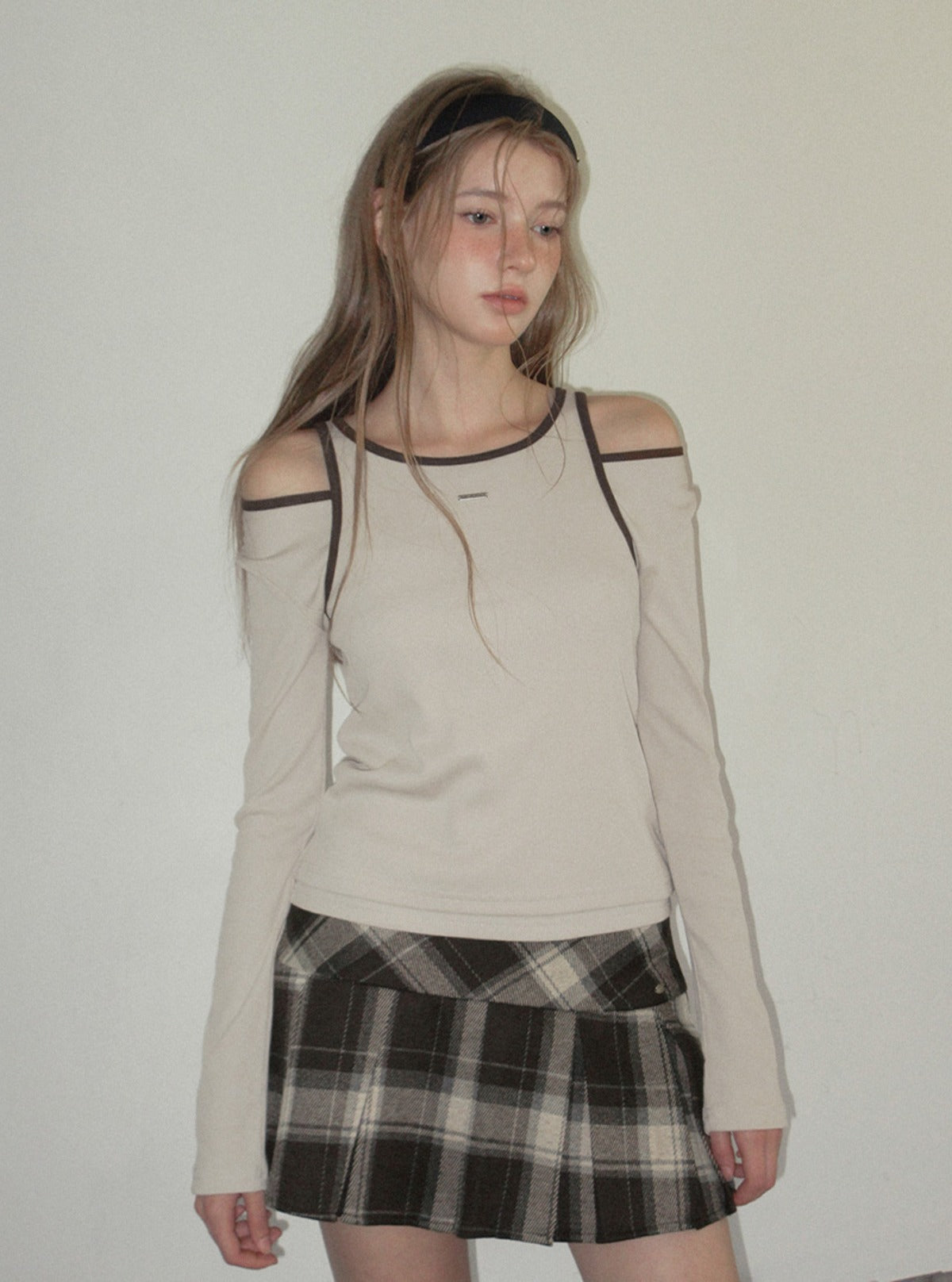 TWEE Roizen contrast sleeveless long sleeve T-shirt set | Main product image