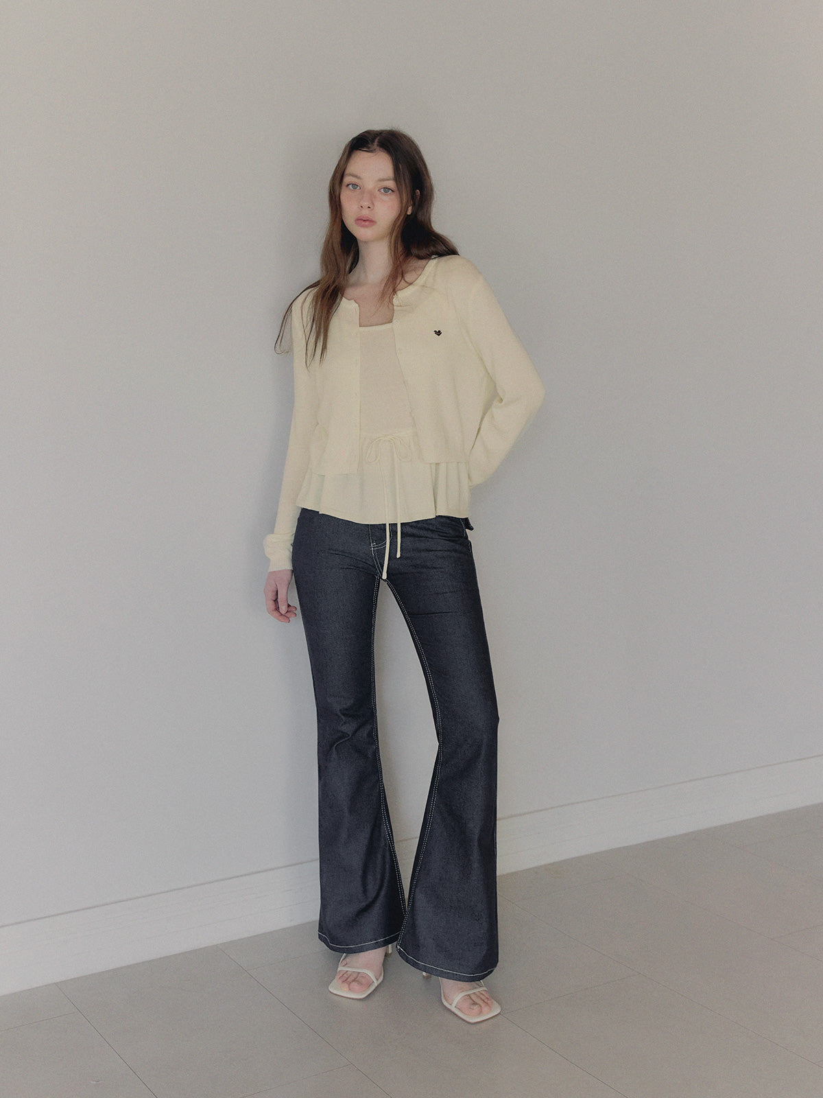 Aulde flare sleeveless cardigan set