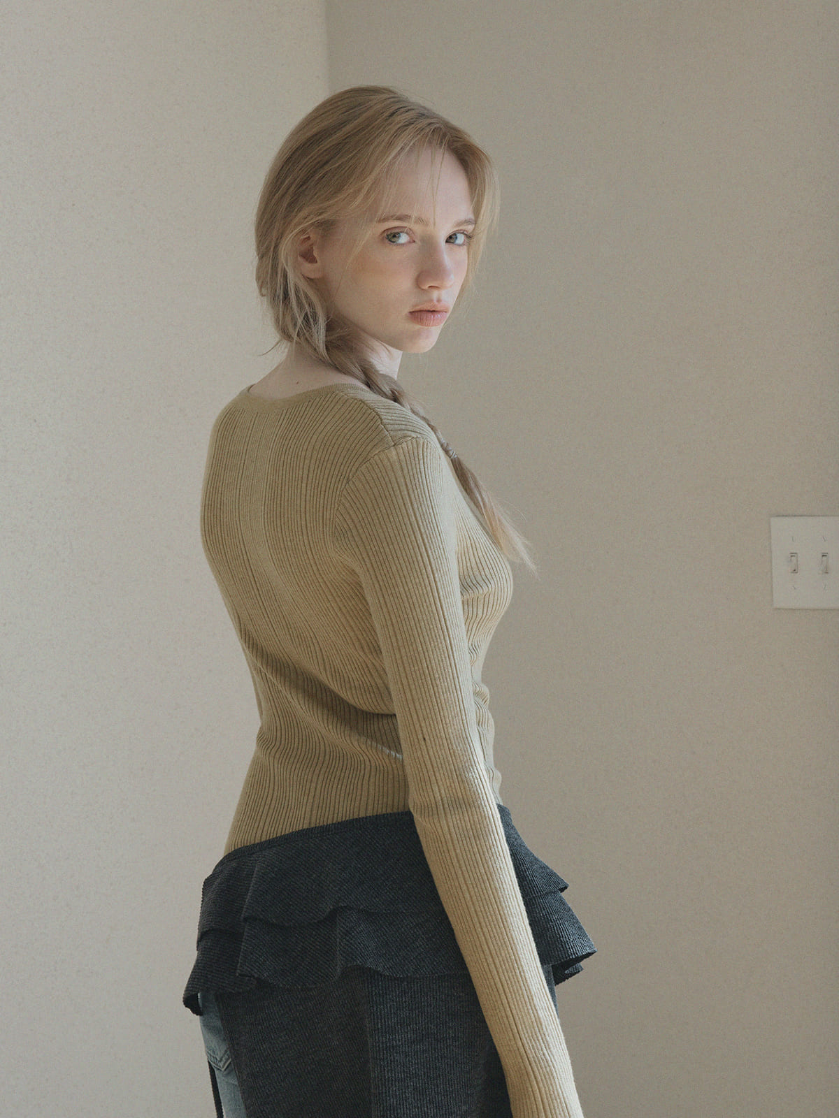 Lingtwo Hidden Button Slim Knit