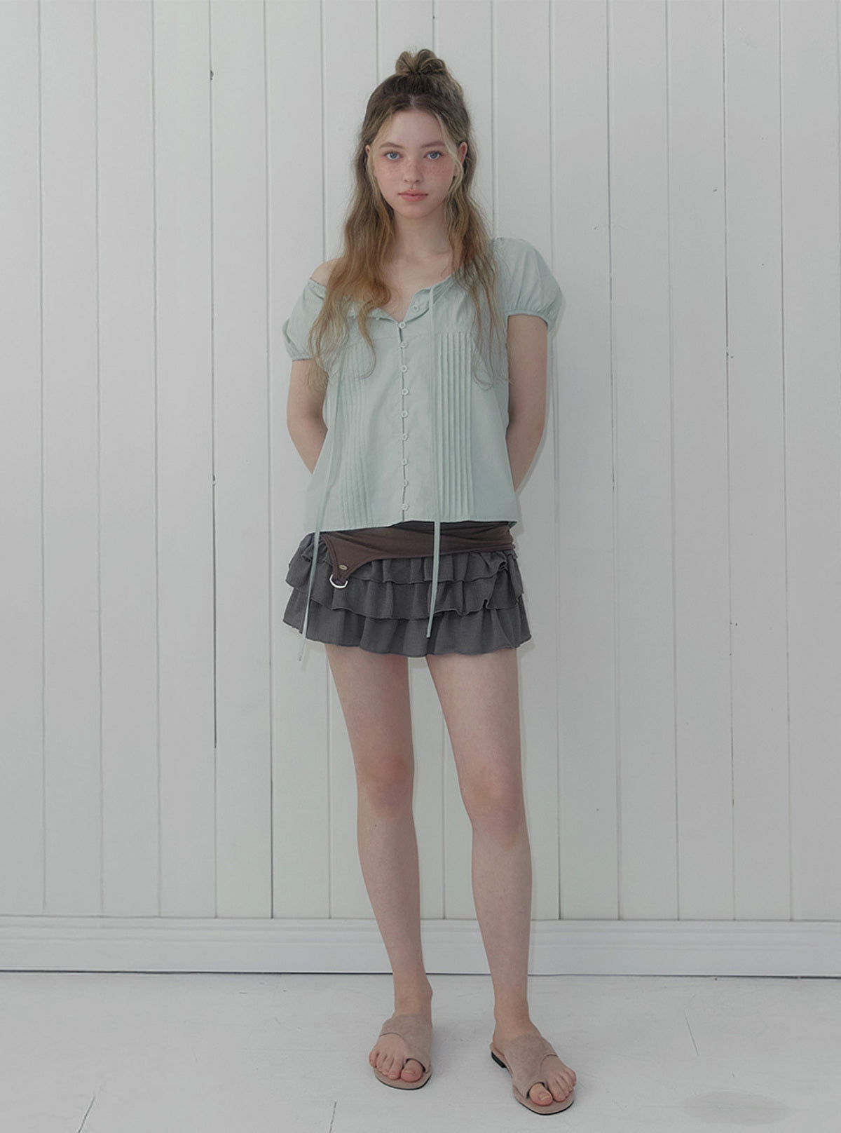 Oten pintuck cap sleeve short sleeve blouse