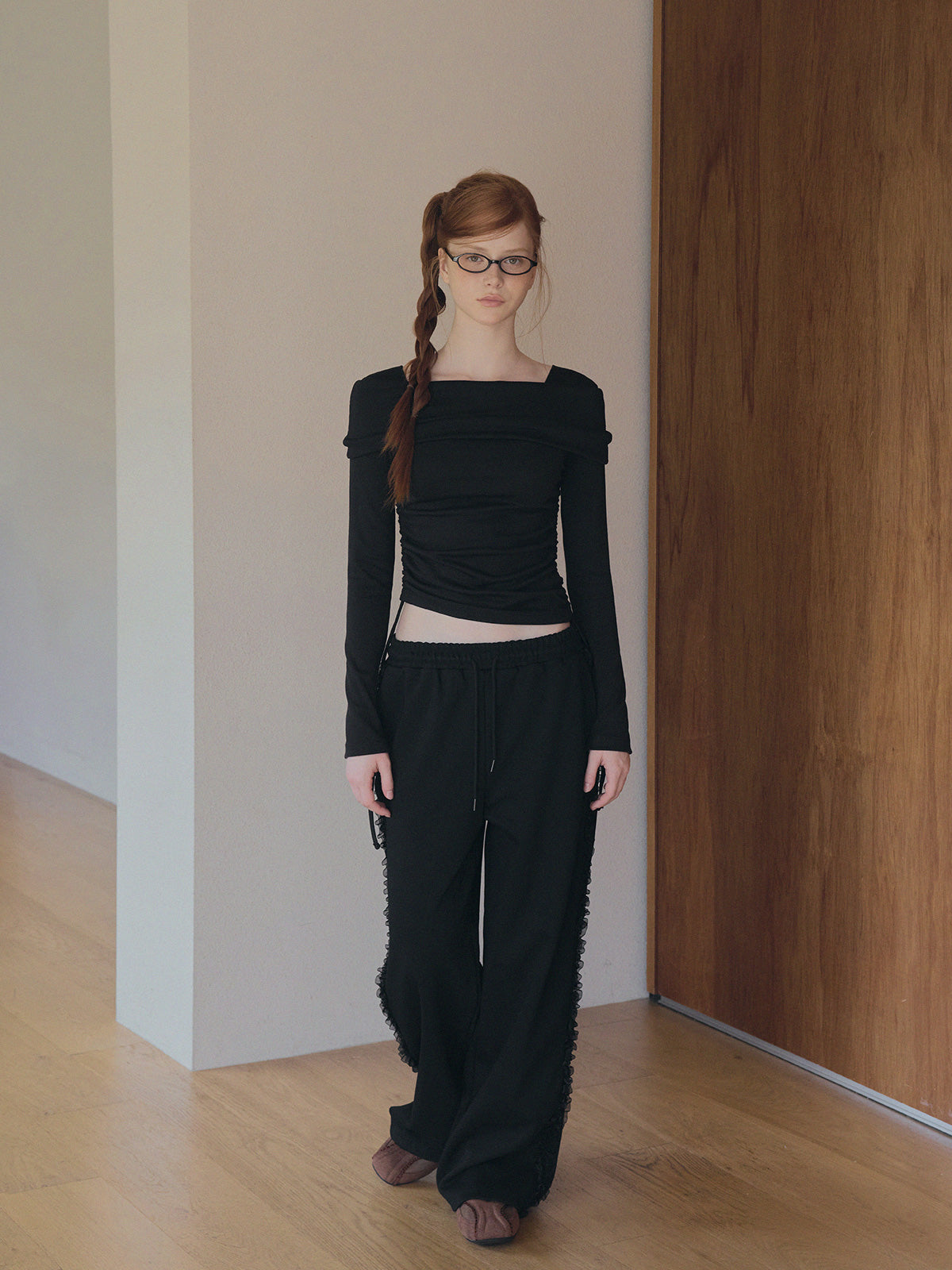 Dwin 2-Way Drape Strap Long Sleeve Tee