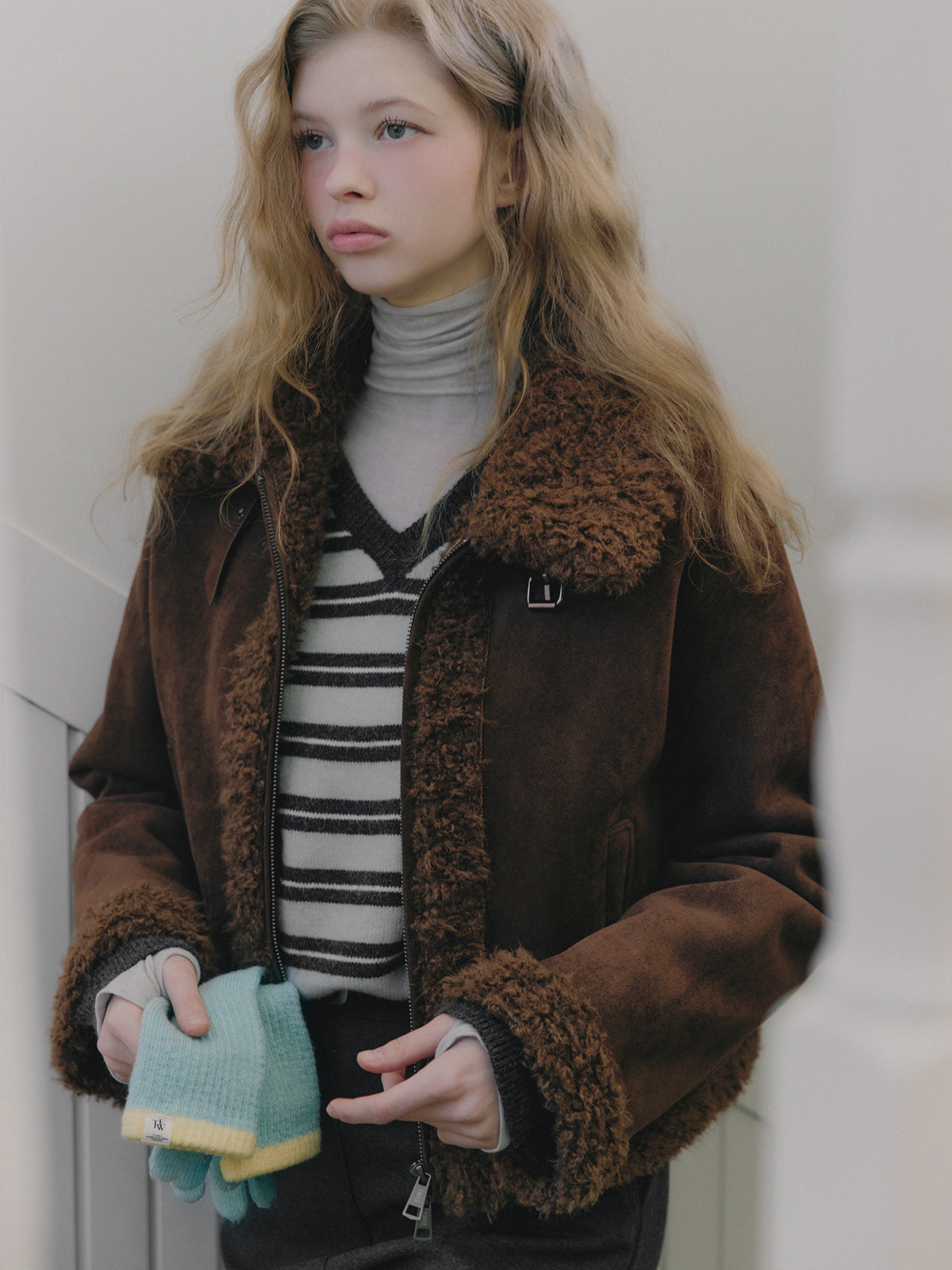 Bear Collar Short Shearling Jumper
