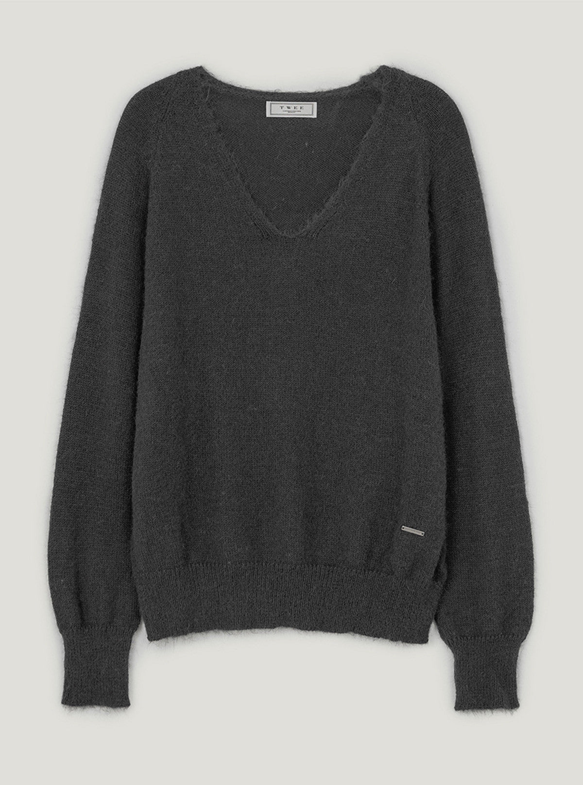 Kiyu brushed V-neck long sleeve knit | Charcoal cutout