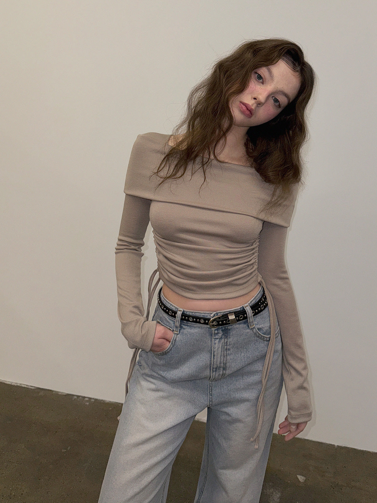 Dwin 2-Way Drape Strap Long Sleeve Tee