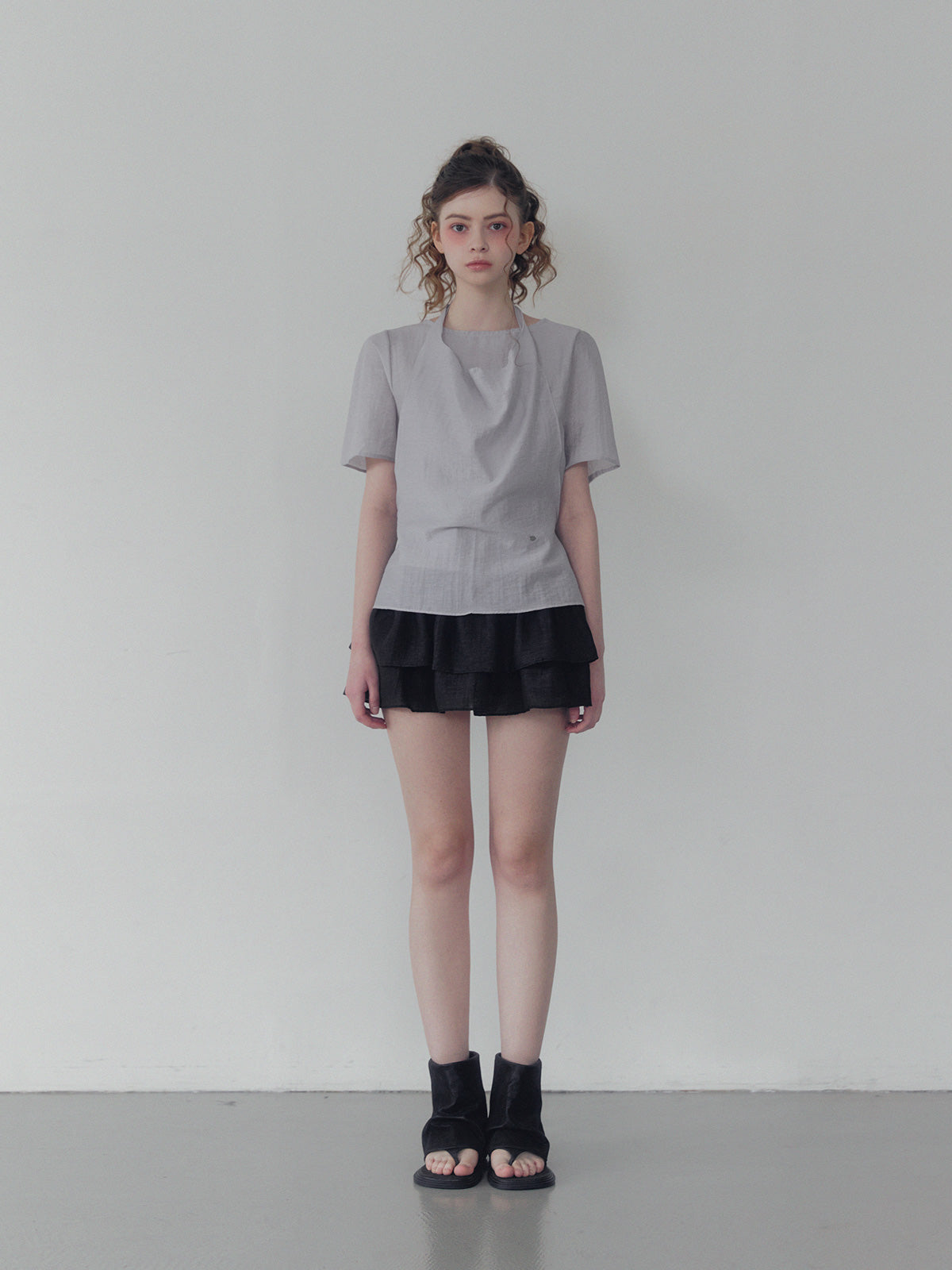 Ind halter neck sleeveless & short sleeve blouse set