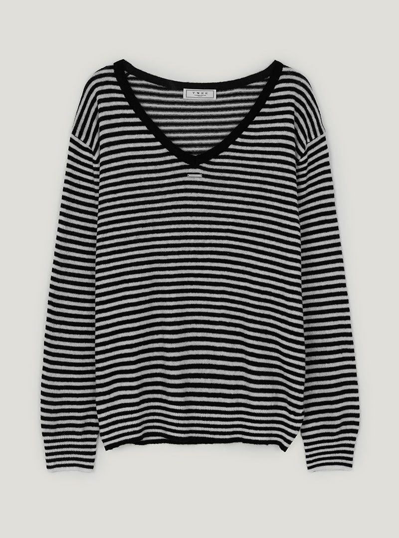 Letter V-neck stripe long sleeve knit | Black cutout