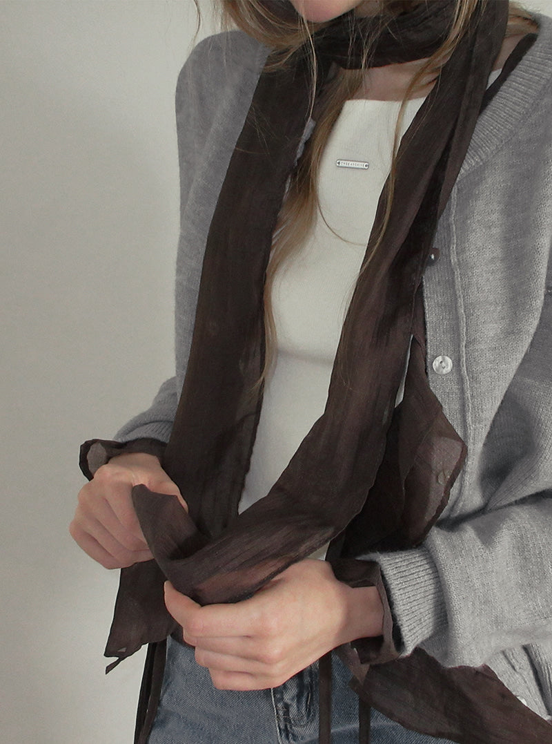 TWEE Ble round neck basic knit long sleeve cardigan | Product styling view 5