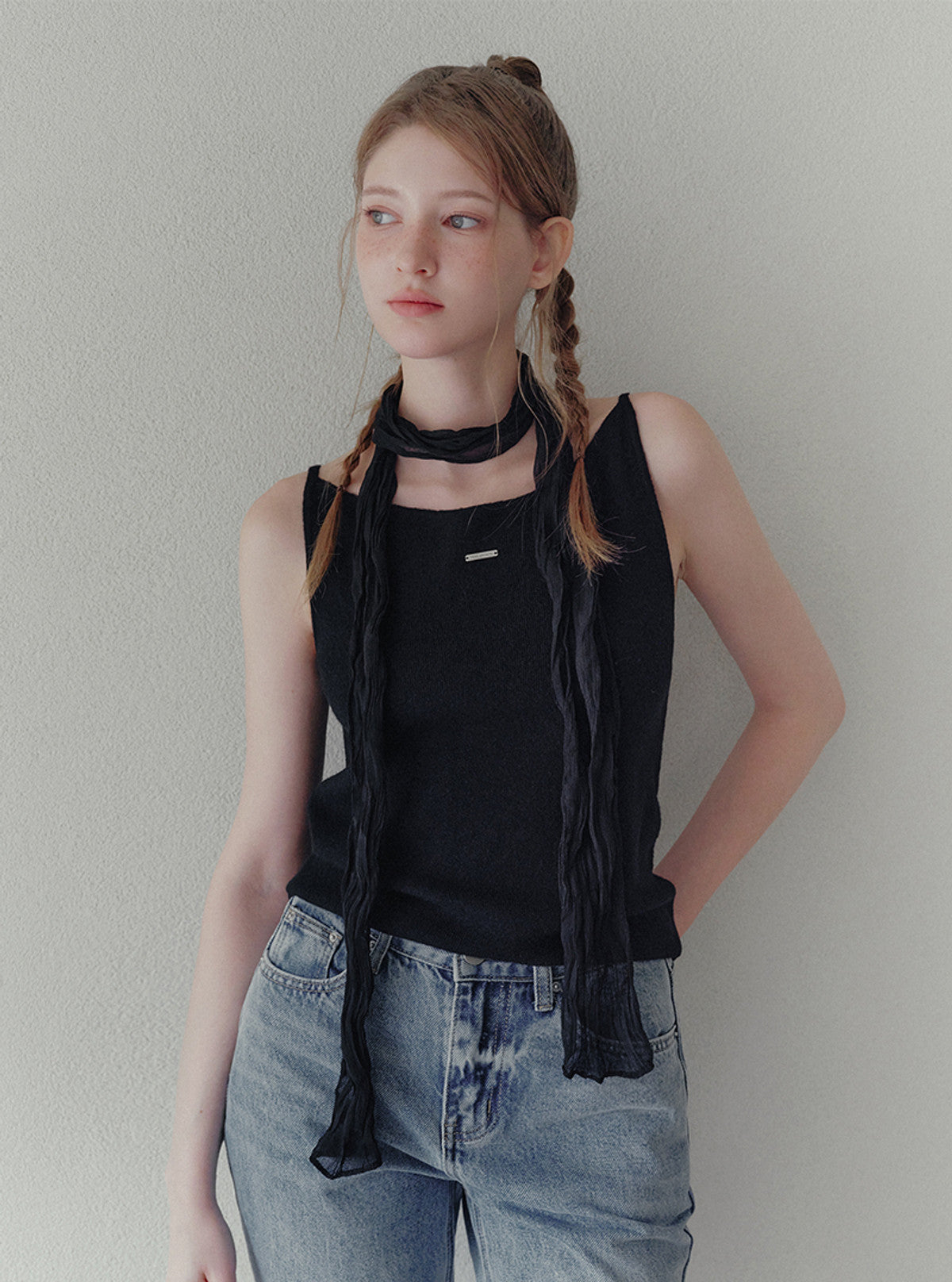 Kia basic halter sleeveless knit | View 9