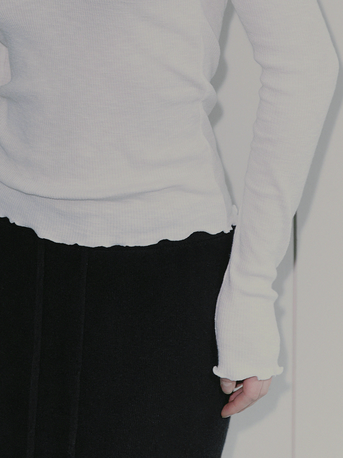 Corp Wave V-Neck Tee