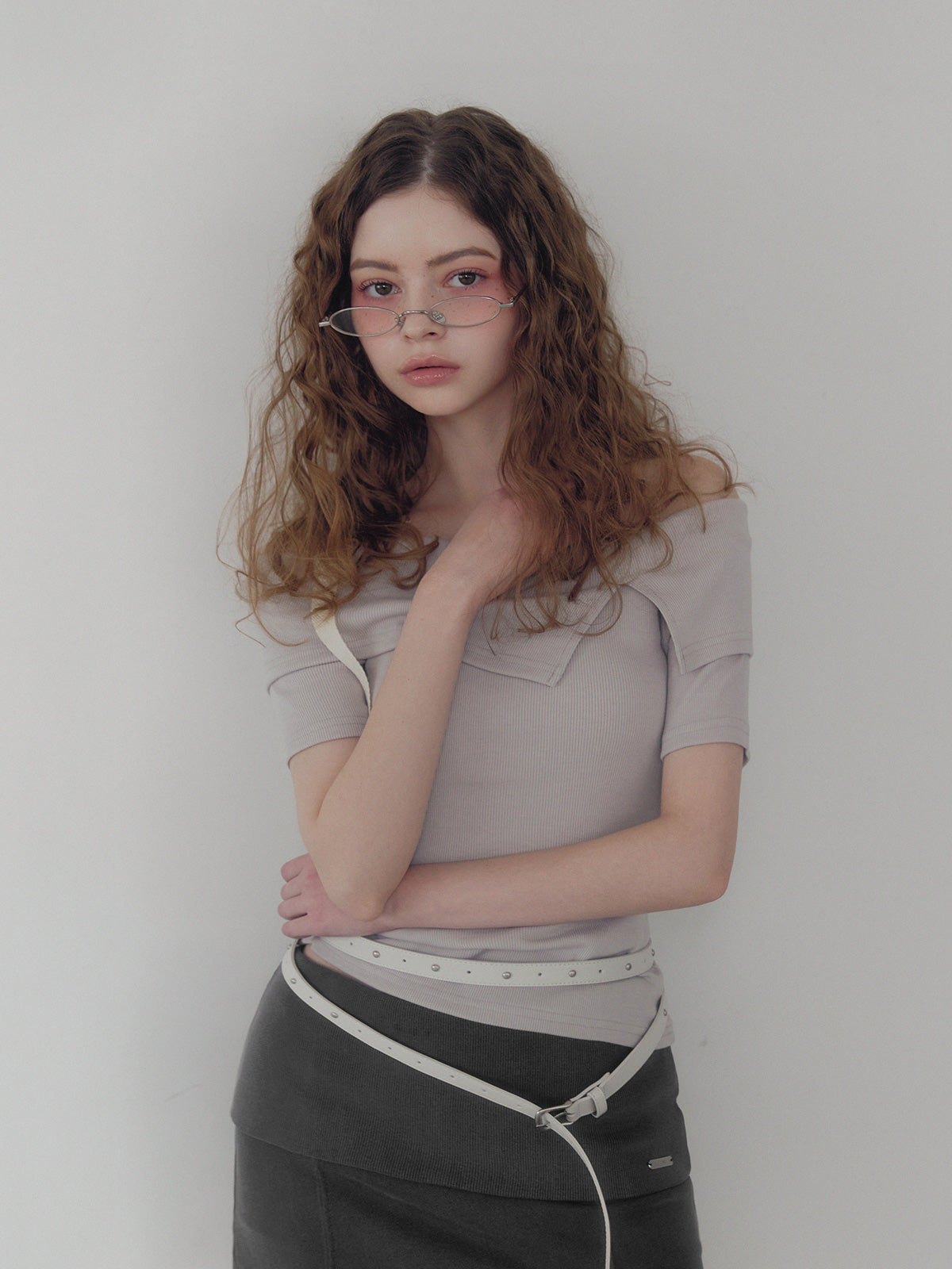 Petit strap one shoulder t-shirt