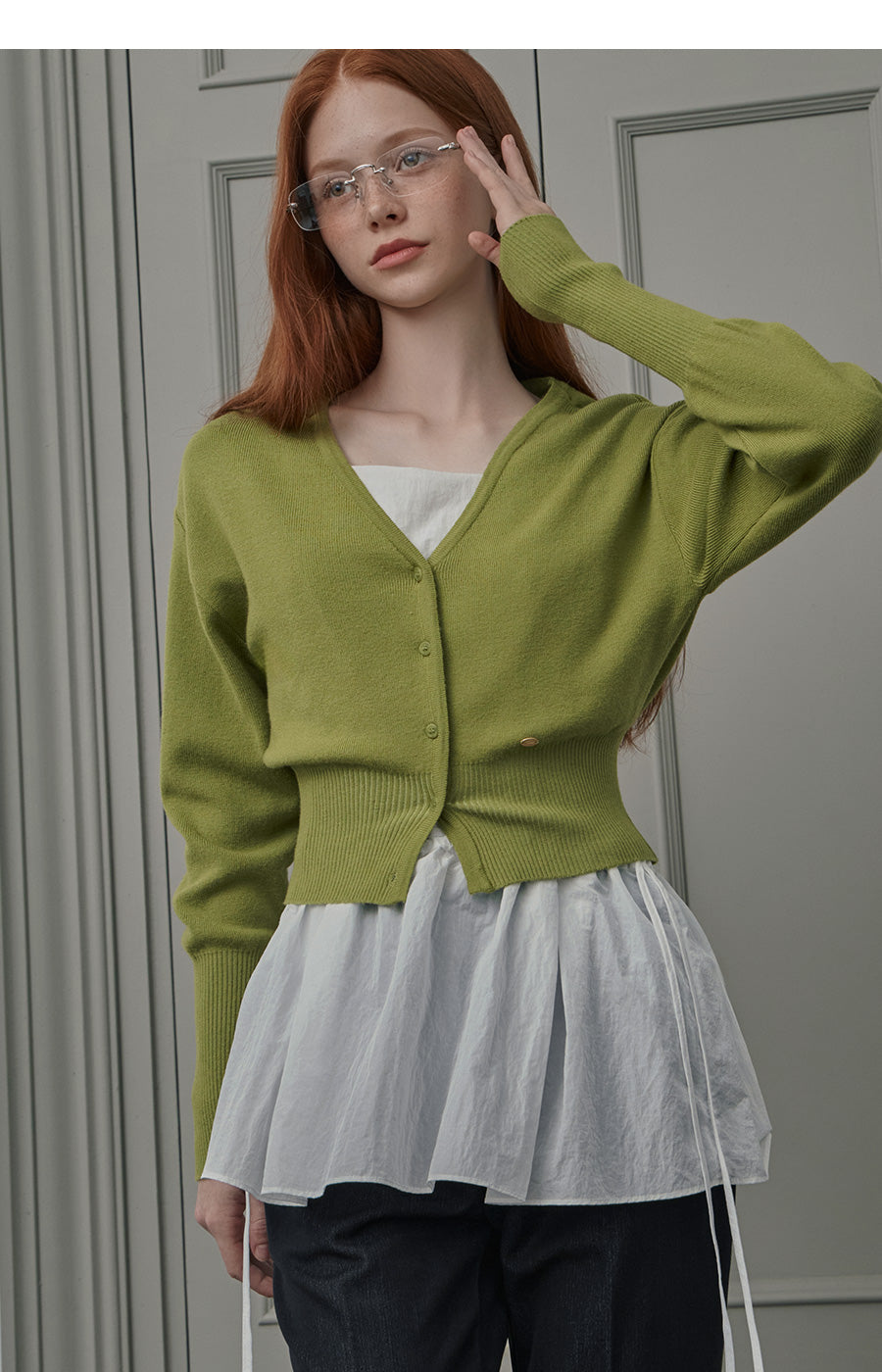 【TWEE】Anu Lovely Cardigan Basique à Col V