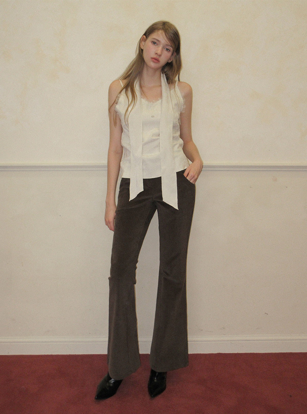 Denve corduroy semi bootscut long pants | View 12