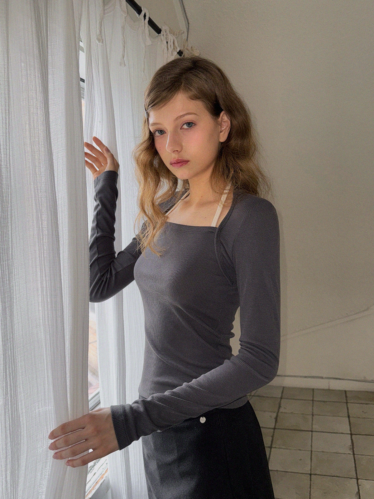Vented Halter Contrast Strap Long-Sleeve T-Shirt