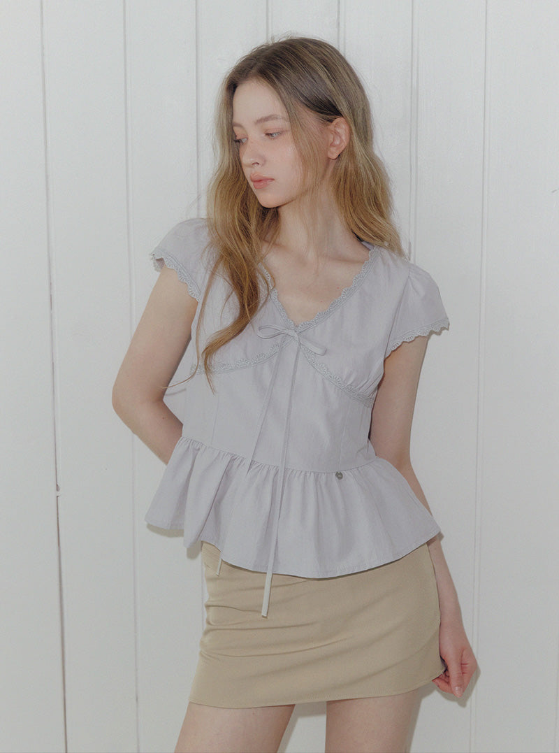 Nerv v flare short sleeve blouse