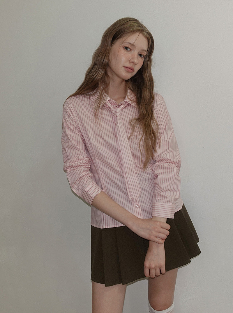 Rine stripe pintuck long sleeve shirt (strap set)